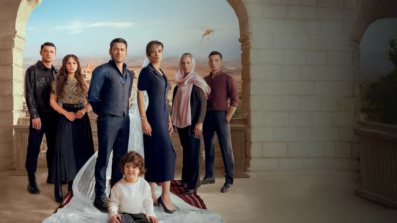 دانلود سریال Uzak Sehir شهر دور